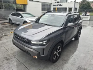 Renault Duster 2026 Gris Chía