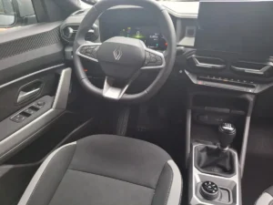 Renault Duster 2026 Gris Chía