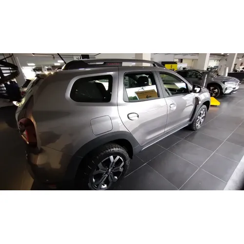 Renault Duster 2025 Gris Medellín