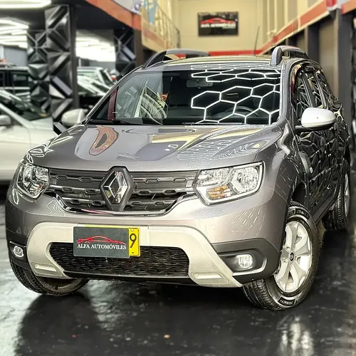 Renault Duster 2023 Gris Bogotá