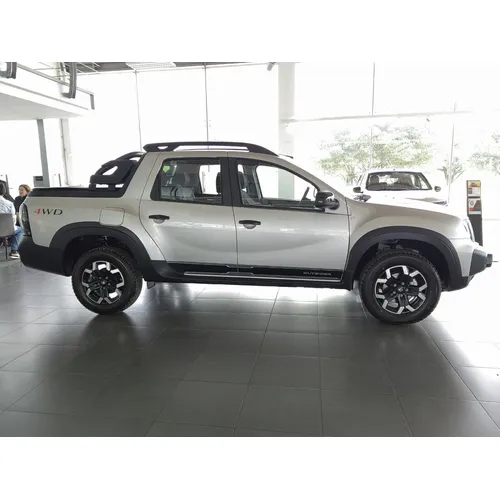 Renault Duster Oroch 2026 Gris Bogotá