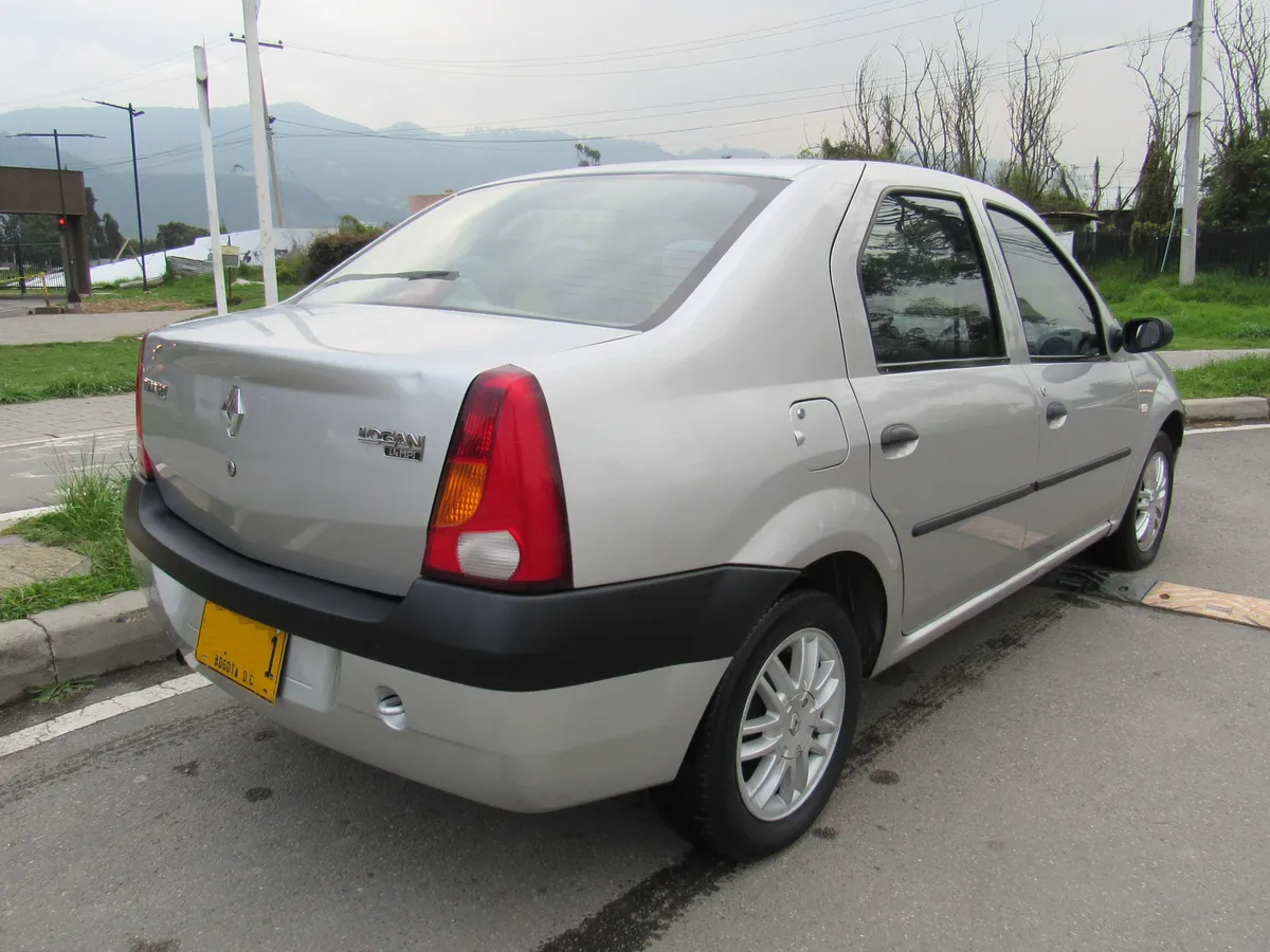 Renault Logan 2006 Plateado Cajicá
