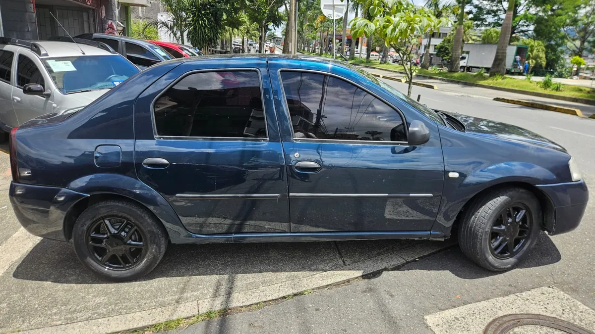 Renault Logan 2007 Azul Pereira