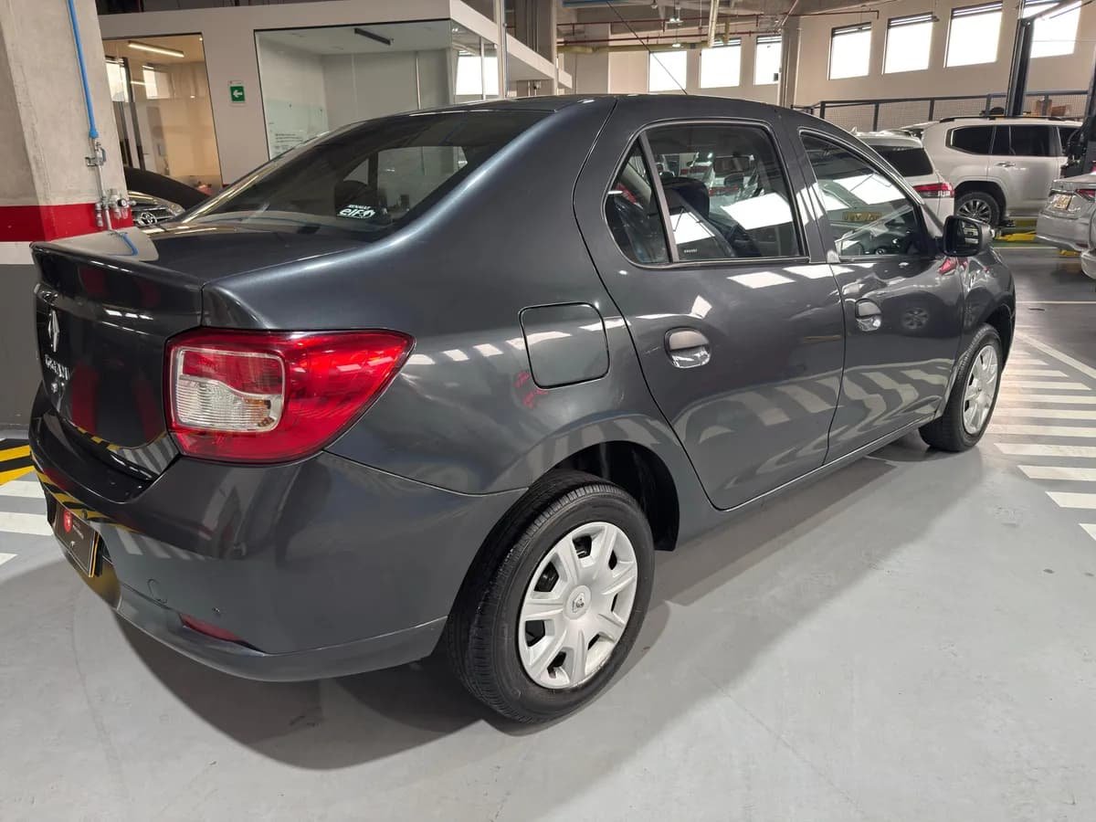 Renault Logan 1.6 Authentique / Life 2019 Gris