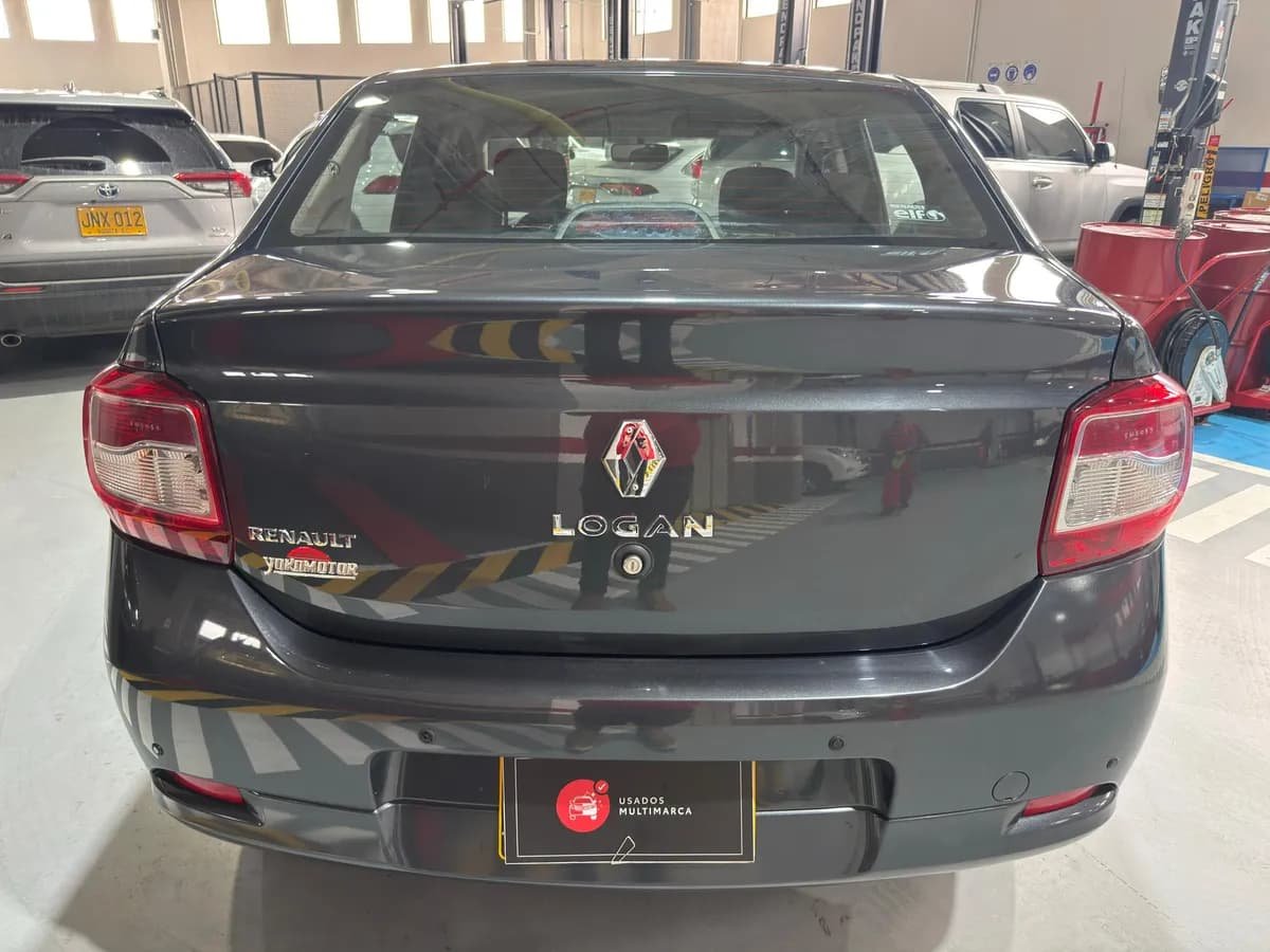 Renault Logan 1.6 Authentique / Life 2019 Gris