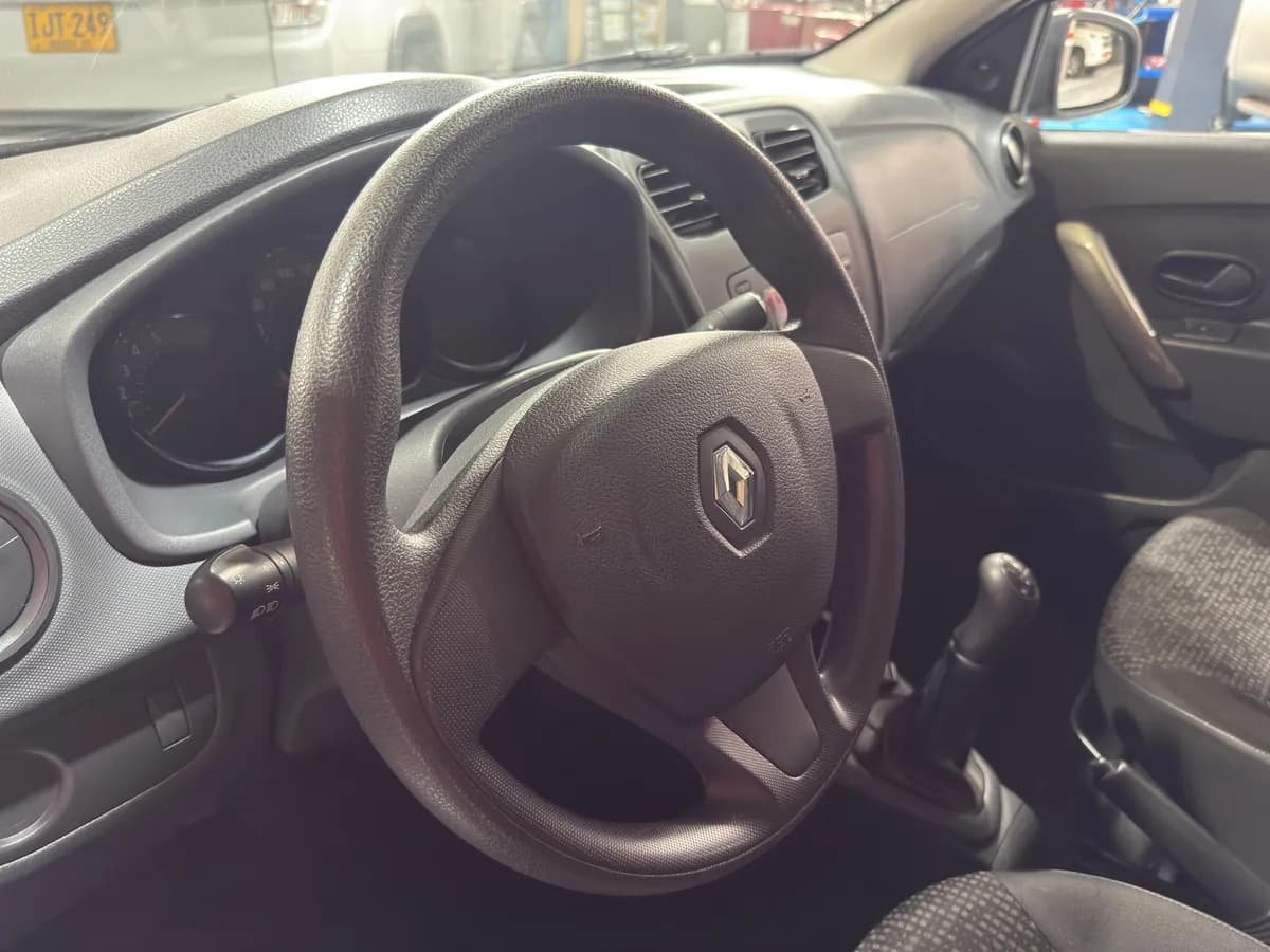 Renault Logan 1.6 Authentique / Life 2019 Gris