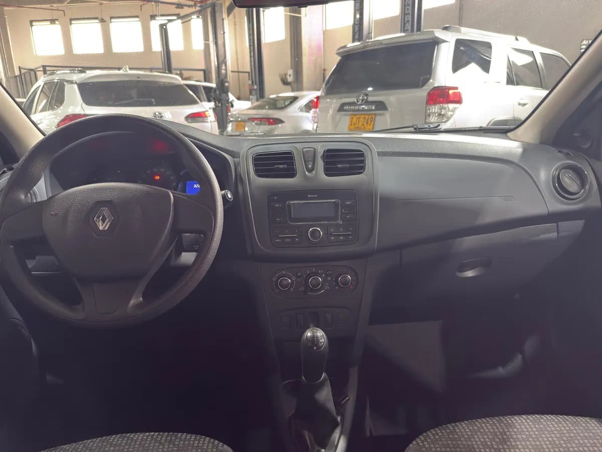 Renault Logan 1.6 Authentique / Life 2019 Gris