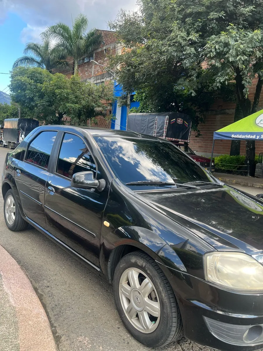 Renault Logan 1.6 Dynamique Nd 2011 Negro