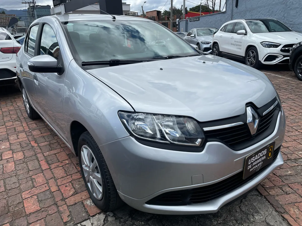 Renault Logan 2018 Plateado Bogotá