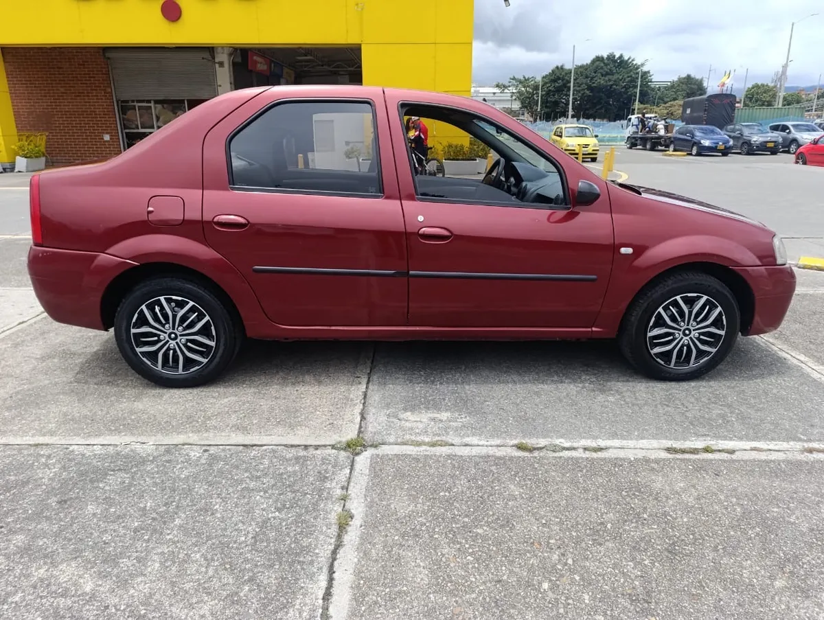 Renault Logan 2008 Rojo Bogotá
