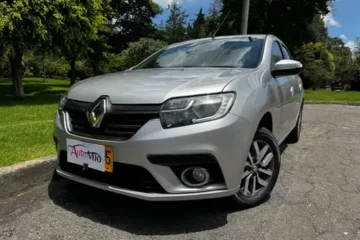 Renault Logan 1.6 Privilege / Intens