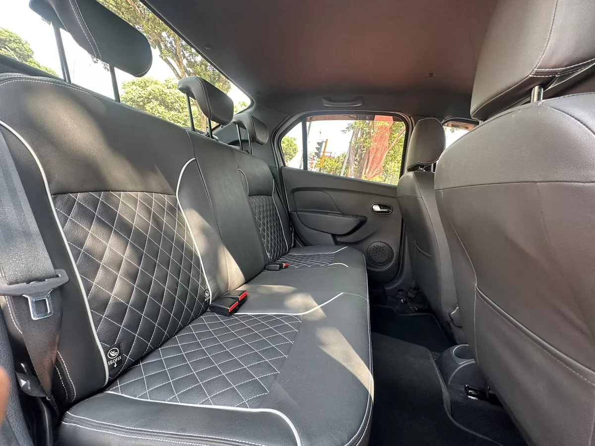 Renault Logan 1.6 Privilege / Intens