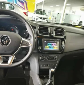 Renault Logan 2026 Plateado Chía