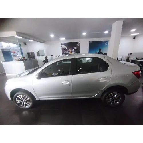 Renault Logan 2026 Gris Bogotá