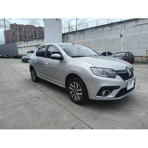 Renault Logan 2022 Plateado Bogotá