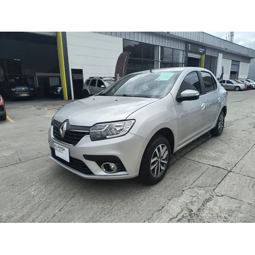 Renault Logan 2022 Plateado Bogotá
