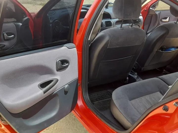 Renault Megane 1.4l 2004 rojo6