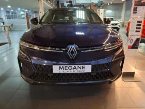 Renault Megane E-Tech 2025 Azul Chía