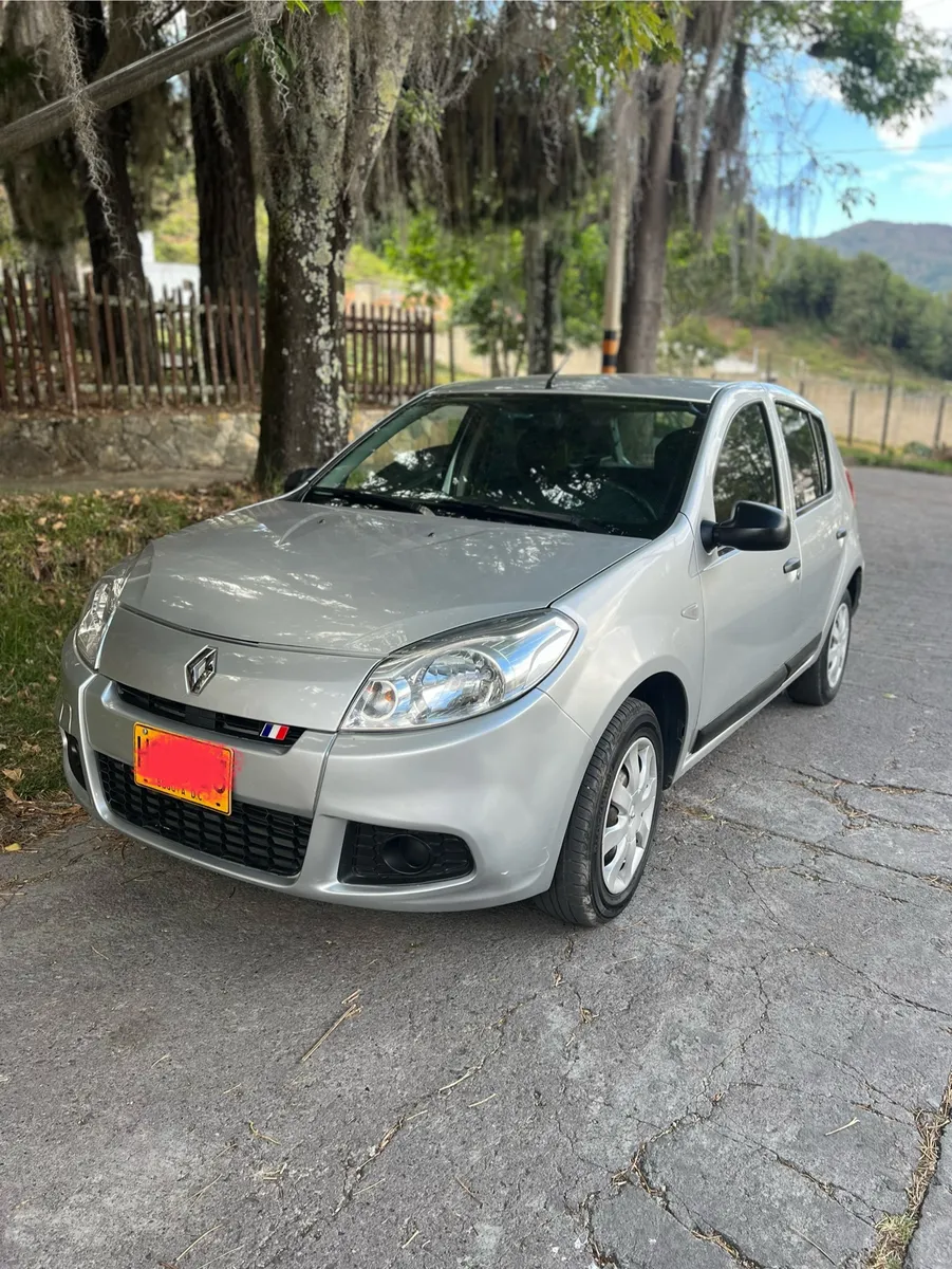 Renault Sandero 2014 Gris Pamplona