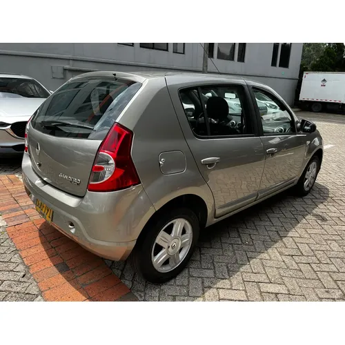 Renault Sandero 2012 Verde Medellín