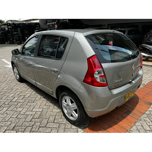 Renault Sandero 2012 Verde Medellín