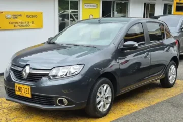 Renault Sandero 1.6 Intense Automat At 4x2