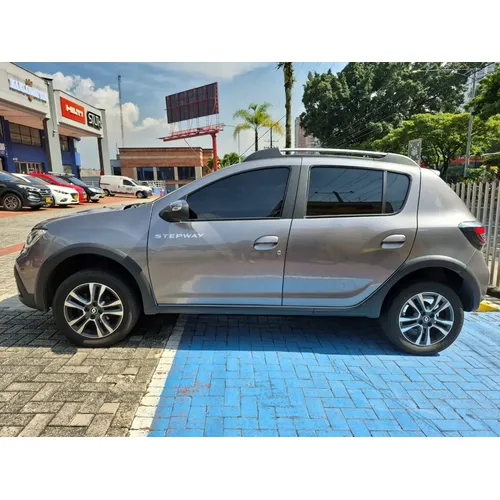 Renault Stepway 2024 Gris Envigado
