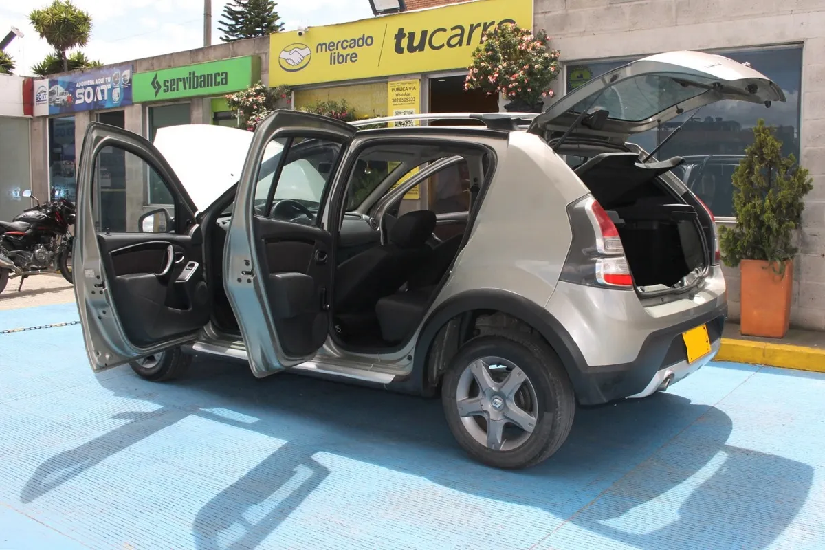 Renault Stepway 1.6l 2014 Gris