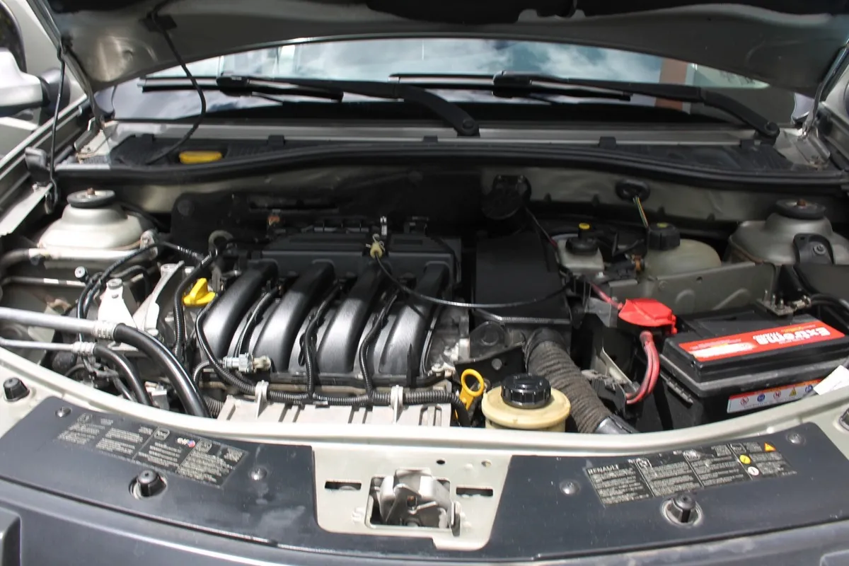 Renault Stepway 1.6l 2014 Gris