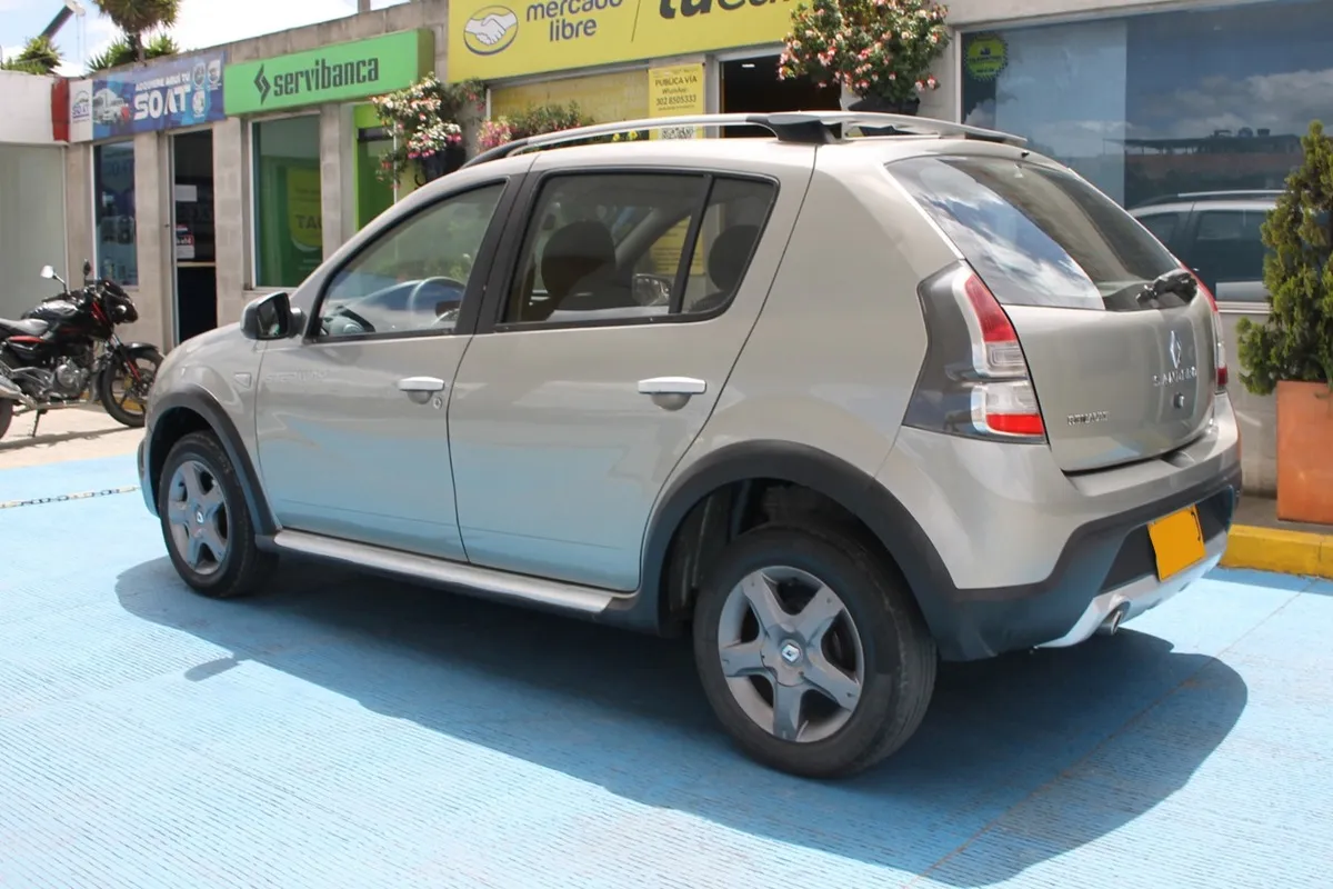 Renault Stepway 1.6l 2014 Gris