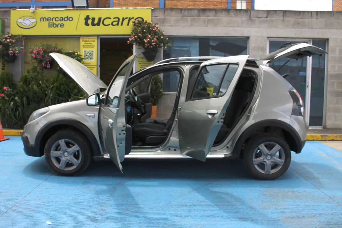 Renault Stepway 1.6l 2014 Gris
