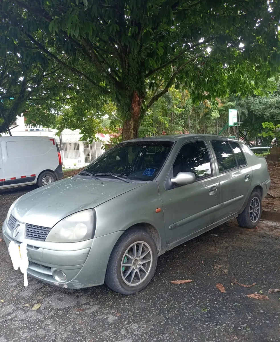 Renault Symbol 2005 Verde Bogotá