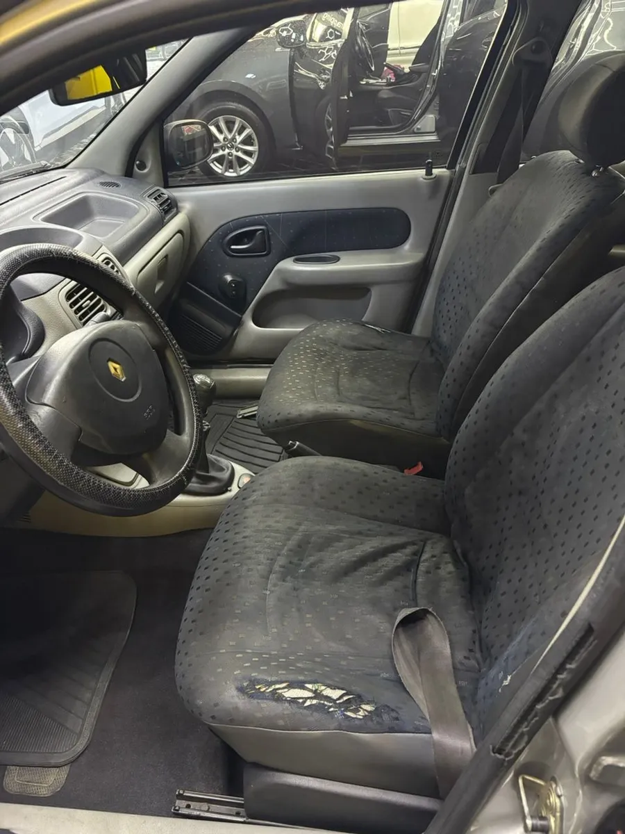 Renault Symbol 2006 Plateado Medellín