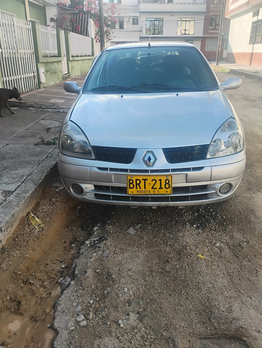 Renault Symbol 2005 Gris Ibagué