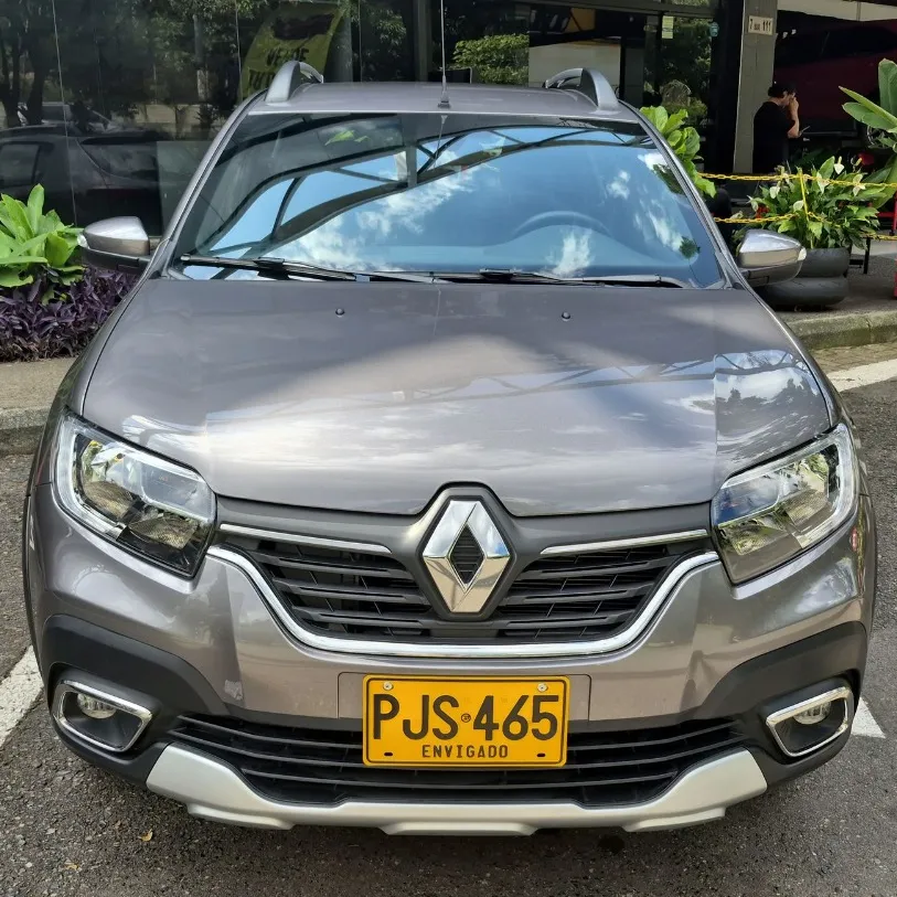 Renault Stepway 2026 Gris Sabaneta