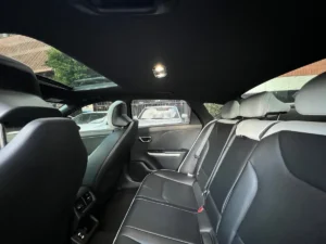 Kia K4 GT Line 2025 Gris Sabaneta