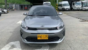 Kia Rio Vibrant 2022 Gris Manizales