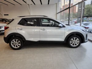 Kia Stonic 2026 Plateado Bogotá