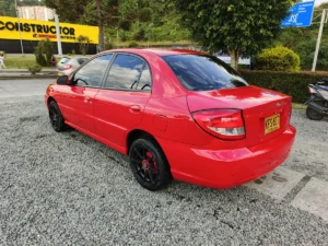 Kia 2011 Rojo Manizales