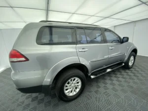 Mitsubishi Nativa 2015 Gris La Calera