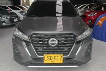 Se vende Nissan Kicks Advance 2023 Gris2