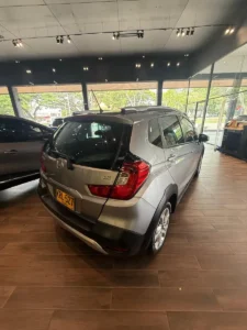 Se vende SUV Honda WR-V 1.5 Lx Gris