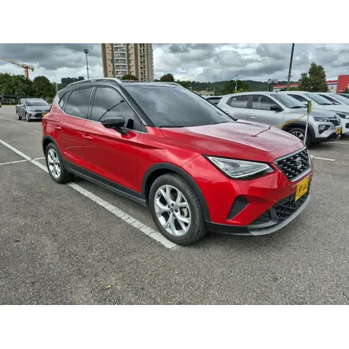 Seat Arona 2023 Rojo Bogotá