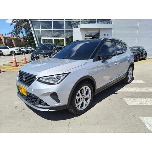 Seat Arona 2025 Plateado Bogotá