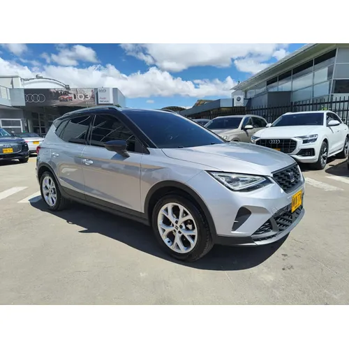 Seat Arona 2025 Plateado Bogotá