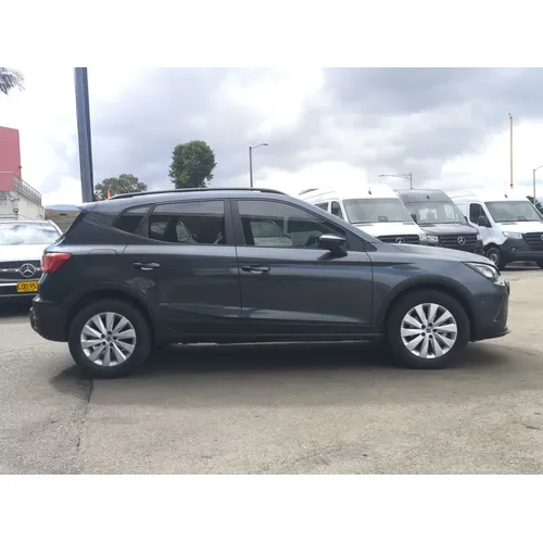 Seat Arona 2024 Gris Bogotá