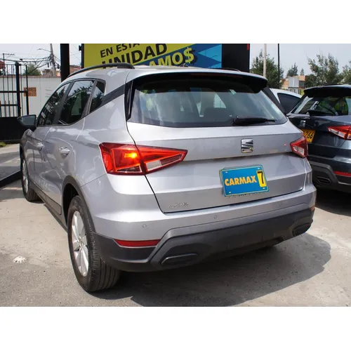 Seat Arona 2024 Plateado Bogotá