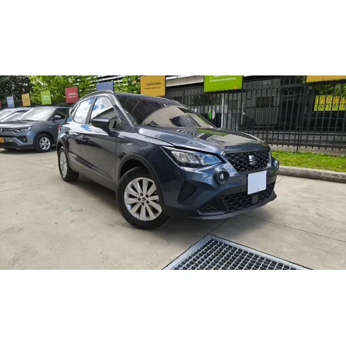 Seat Arona 2024 Gris Bogotá