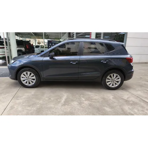 Seat Arona 2024 Gris Bogotá