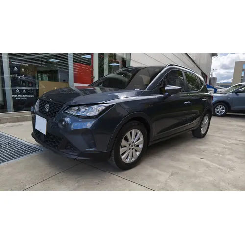 Seat Arona 2024 Gris Bogotá